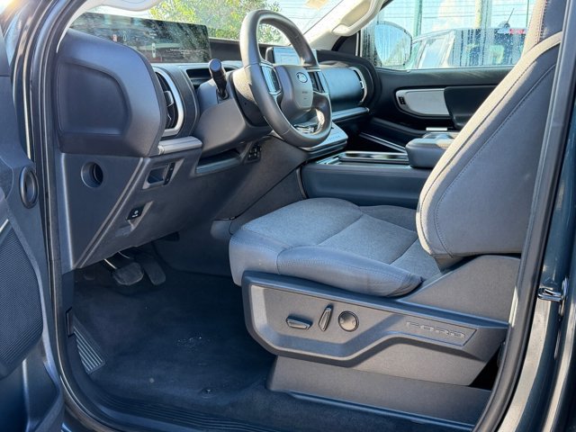 Used 2025 Ford Expedition Max Active RWD image 20