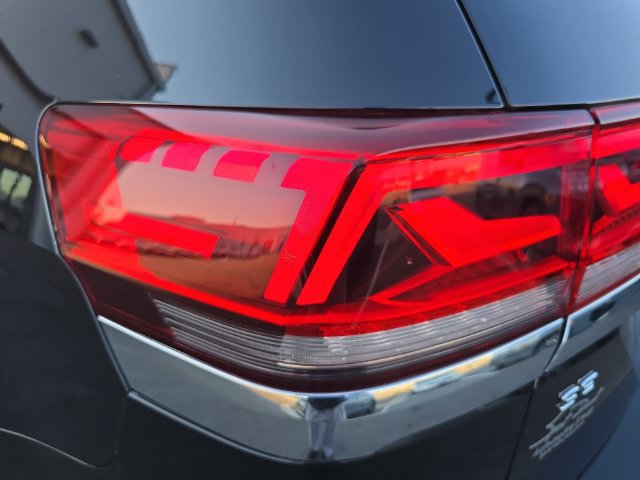 Used 2024 Volkswagen Atlas SE FWD image 25