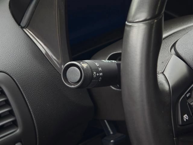 Used 2012 Chevrolet Volt Premium w/ Premium Trim Package FWD image 22