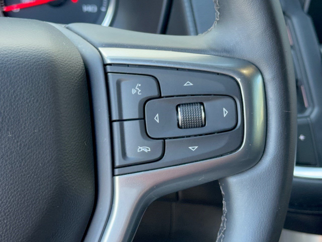 Certified 2023 Chevrolet Tahoe LS RWD image 19