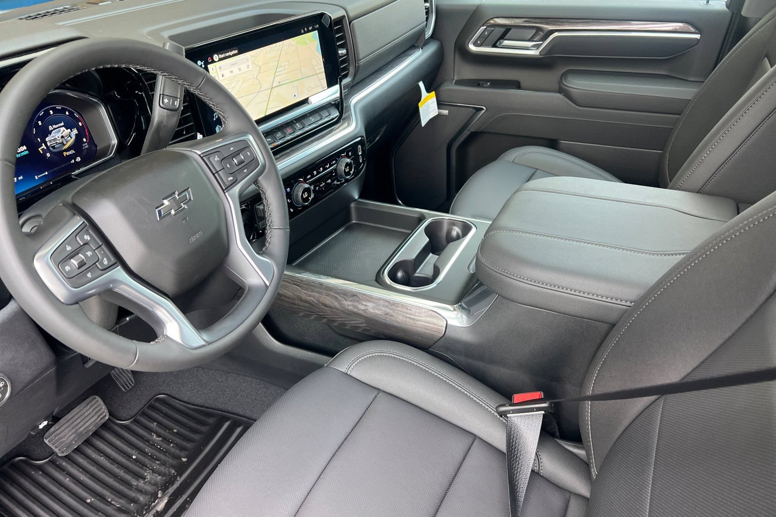 New 2026 Chevrolet Silverado 2500 LTZ w/ Trail Boss Package AWD/4WD image 7