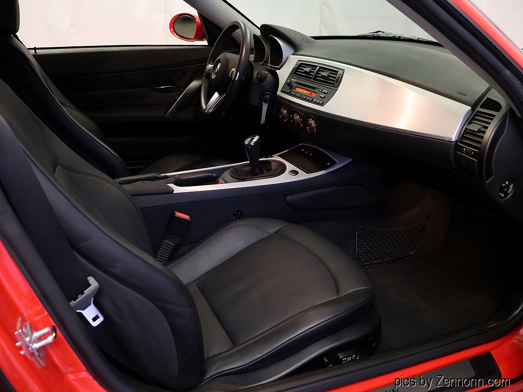 Used 2006 BMW Z4 3.0si RWD image 26