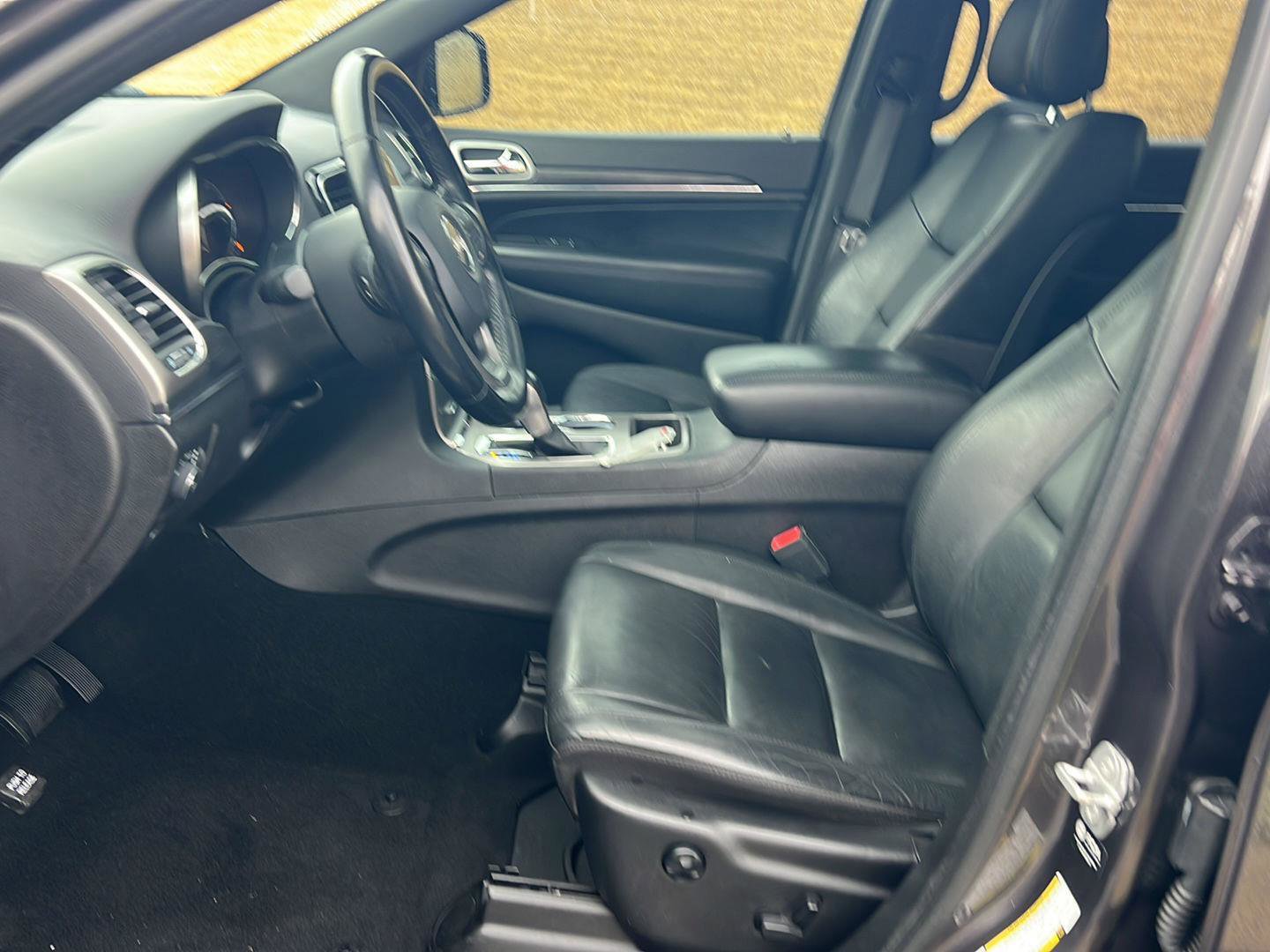 Used 2021 Jeep Grand Cherokee Limited w/ Sun & Sound Group image 10