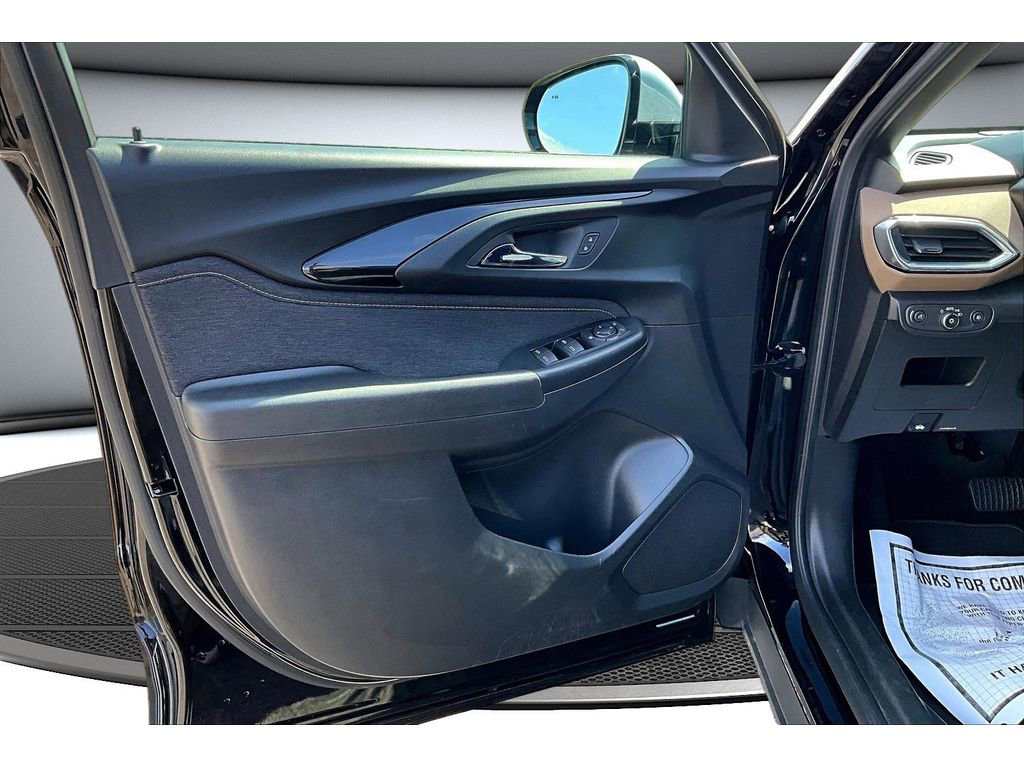 Used 2021 Chevrolet TrailBlazer ACTIV w/ Convenience Package FWD image 23