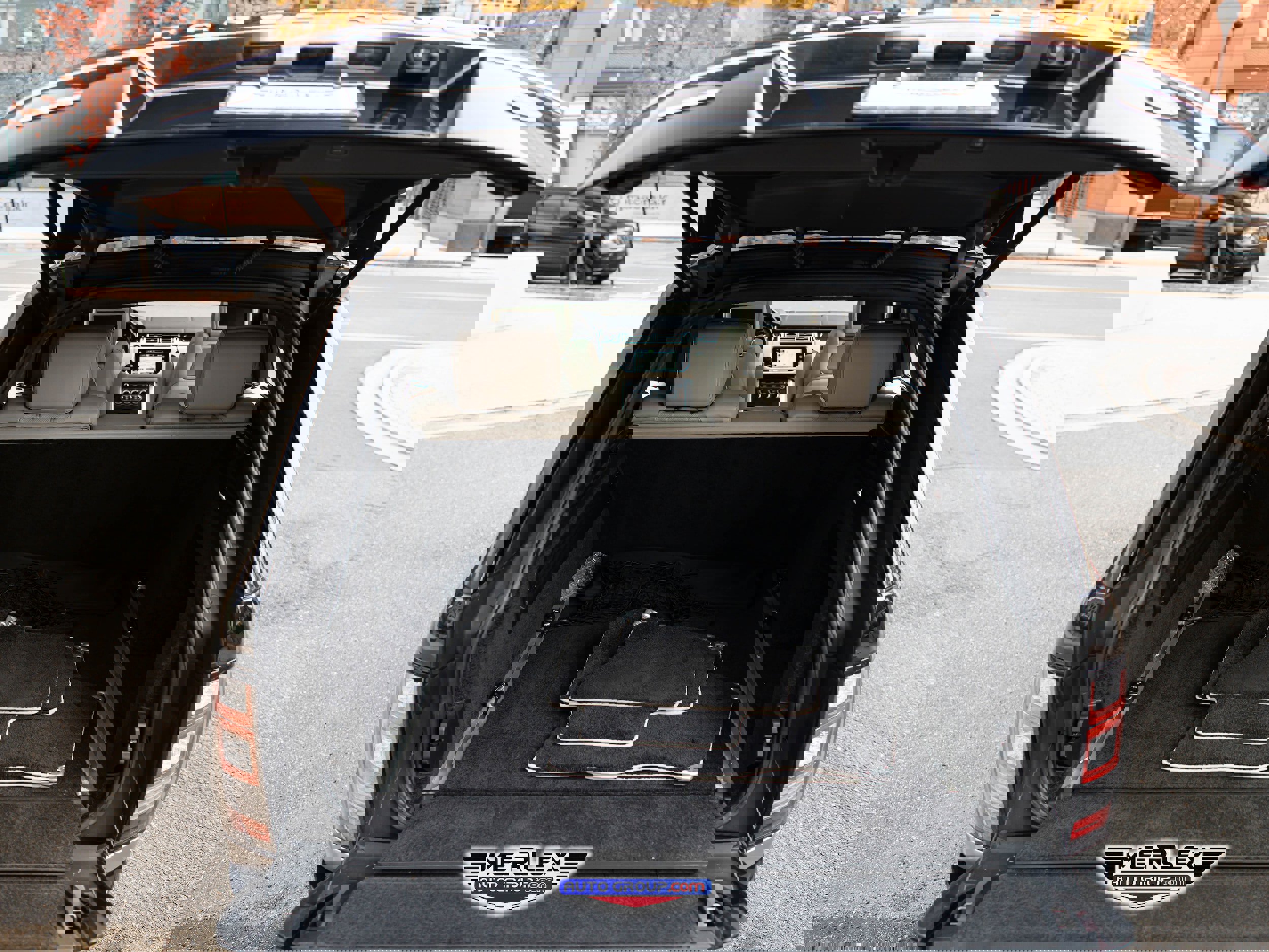 Used 2016 Land Rover Range Rover Autobiography image 52