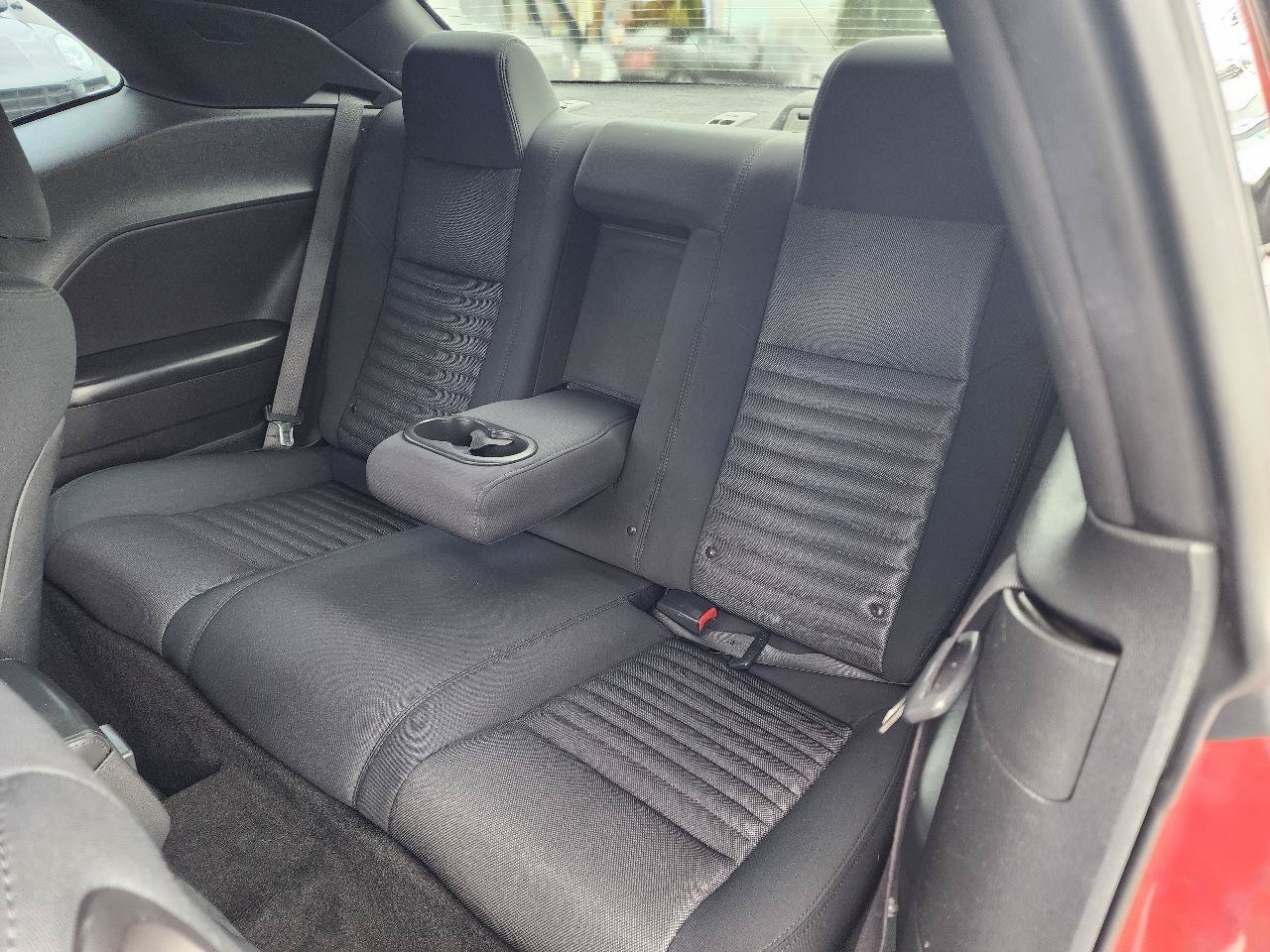 Used 2012 Dodge Challenger R/T RWD image 21