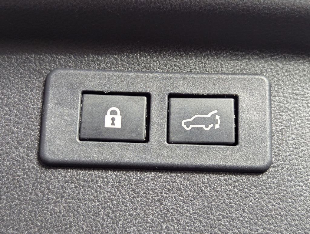 Used 2020 Subaru Forester Limited image 84