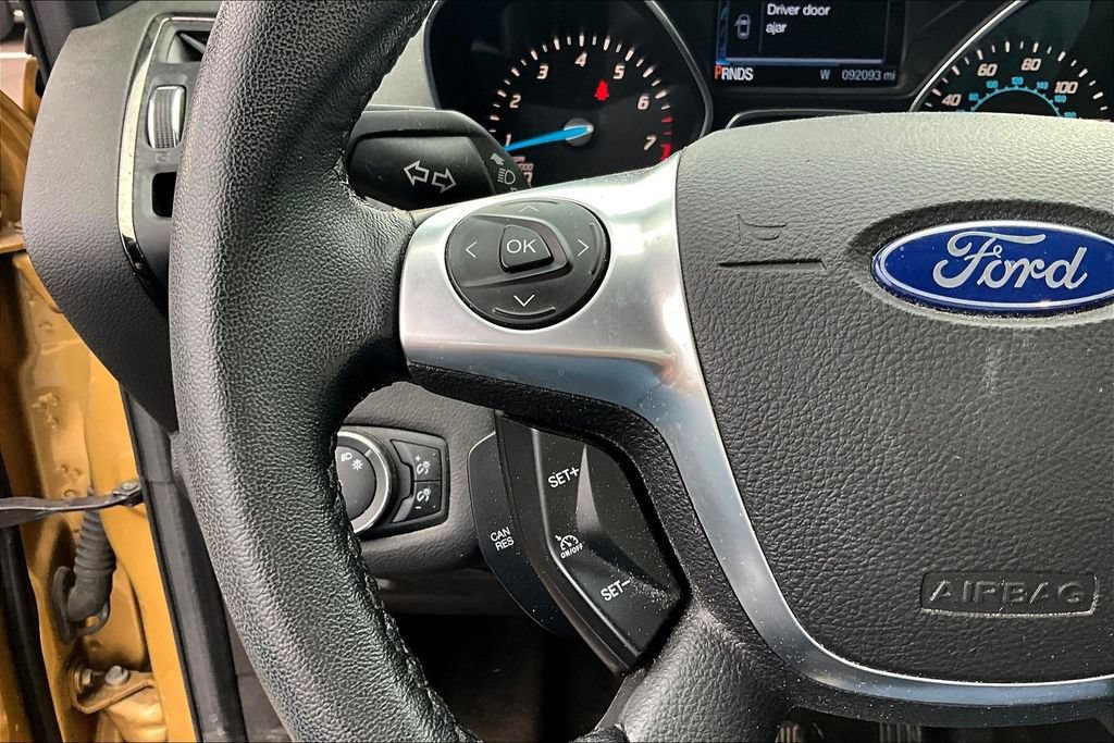 Used 2014 Ford Escape Titanium w/ Equipment Group 401A AWD/4WD image 10