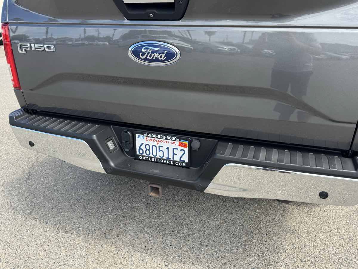 Used 2017 Ford F150 XLT w/ Equipment Group 302A Luxury AWD/4WD image 9