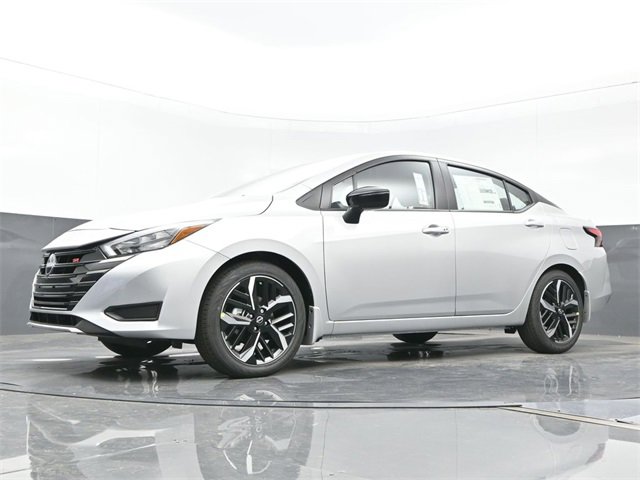 New 2025 Nissan Versa SR w/ Trunk Package image 21