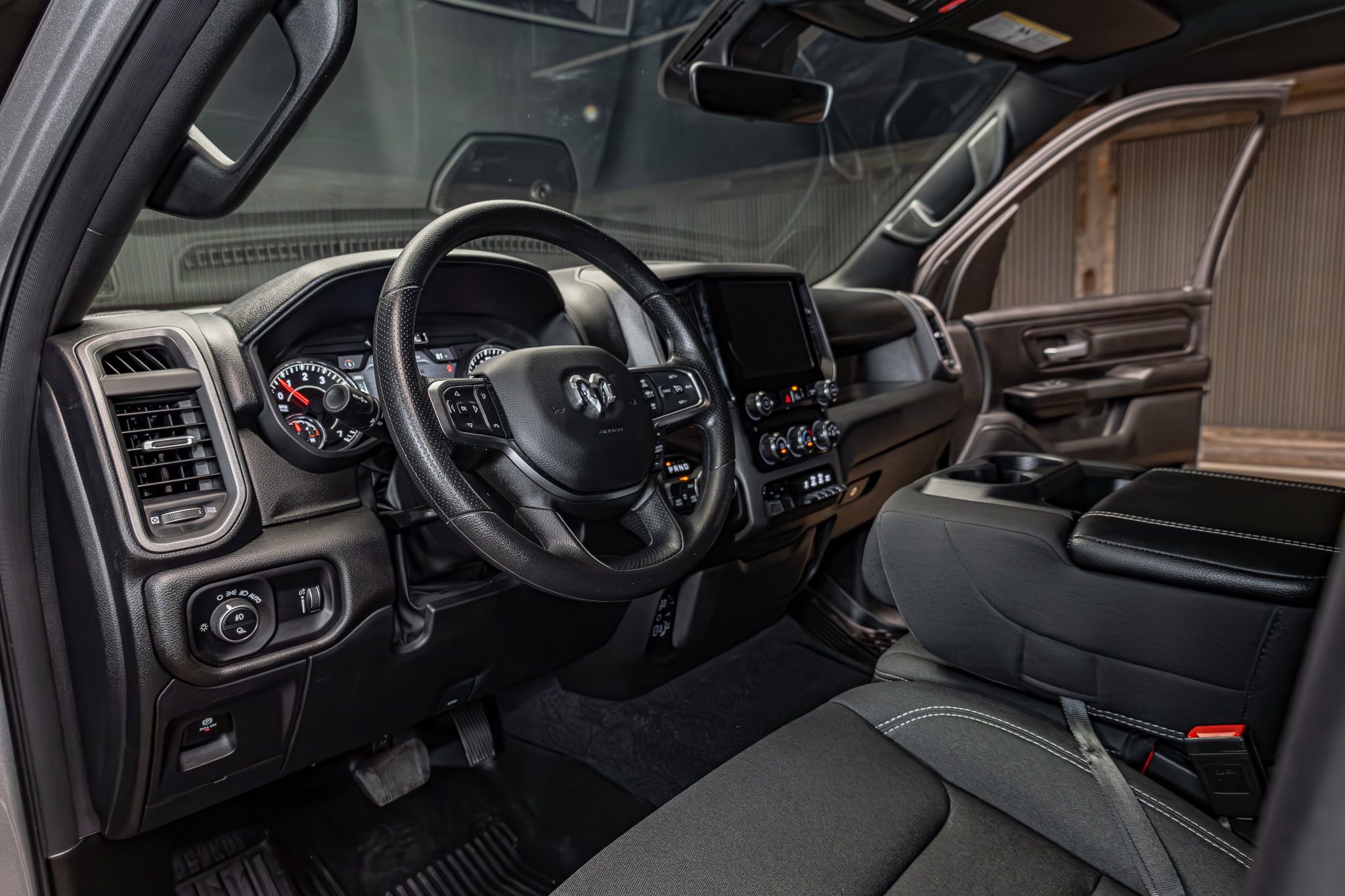 Used 2025 RAM 1500 Classic Warlock image 16