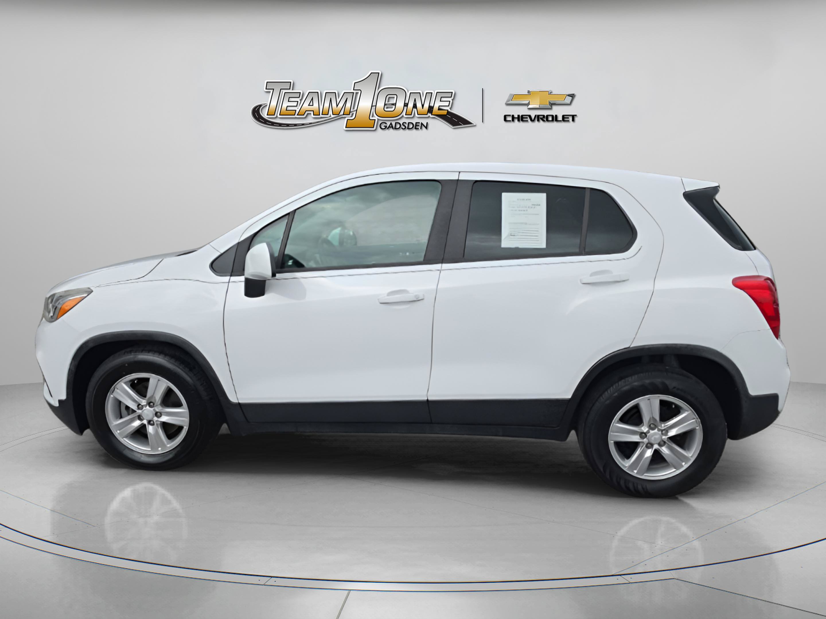 Used 2020 Chevrolet Trax LS w/ Tint and Cruise Package FWD image 5