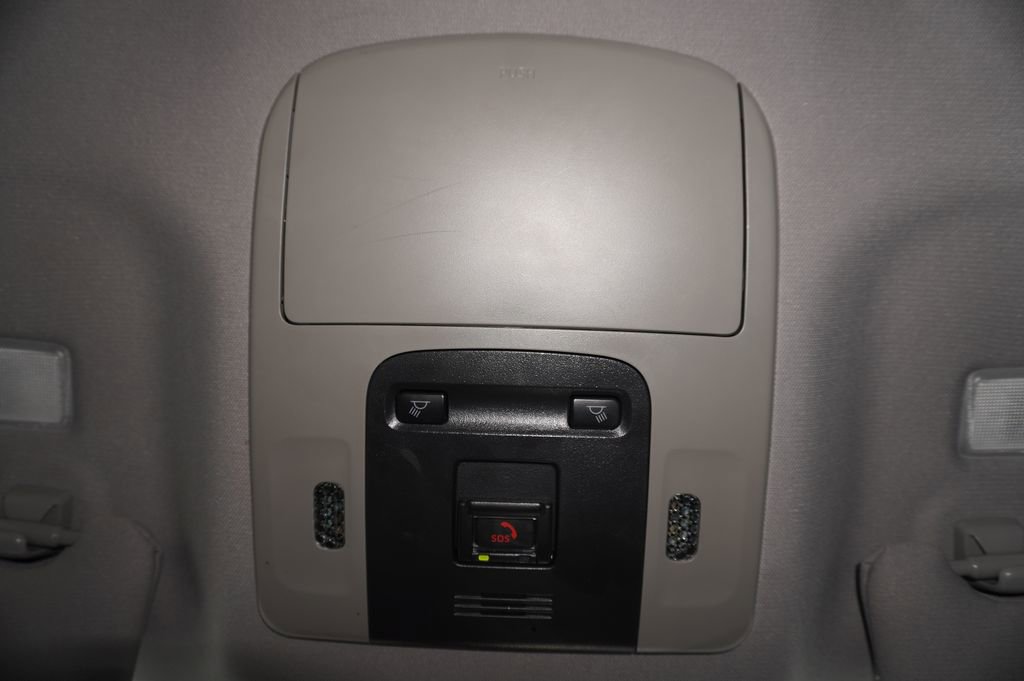 Certified 2023 Toyota Camry SE image 18