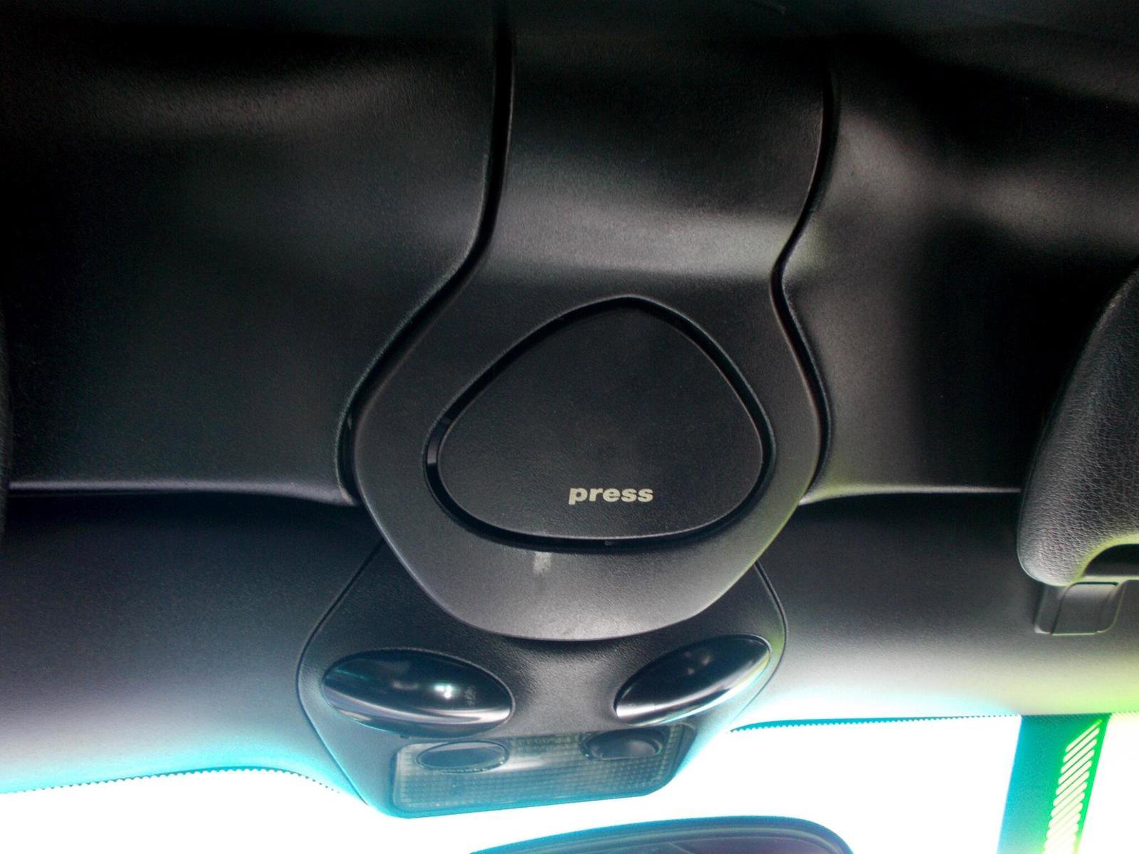 Used 2004 Porsche Boxster image 39