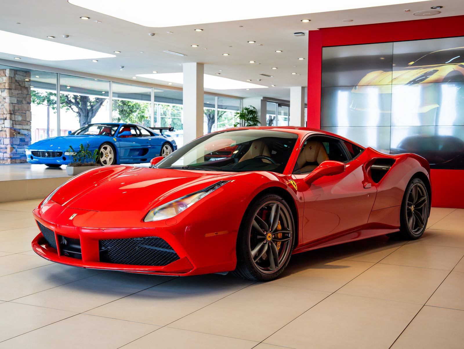 Certified 2017 Ferrari 488 GTB RWD image 4