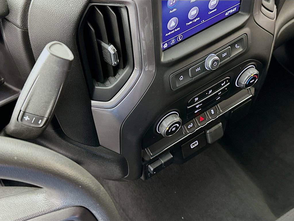 Used 2020 Chevrolet Silverado 2500 Custom w/ Custom Convenience Package image 16