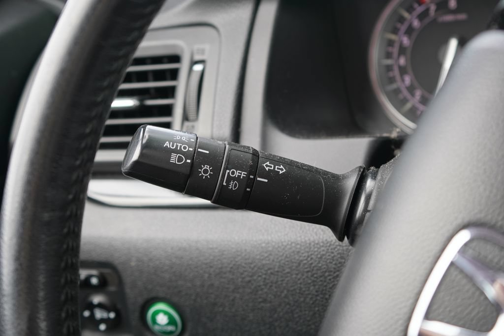 Used 2016 Honda Pilot Elite image 17