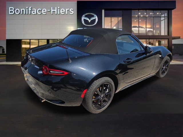 Used 2025 MAZDA MX-5 Miata Sport RWD image 6