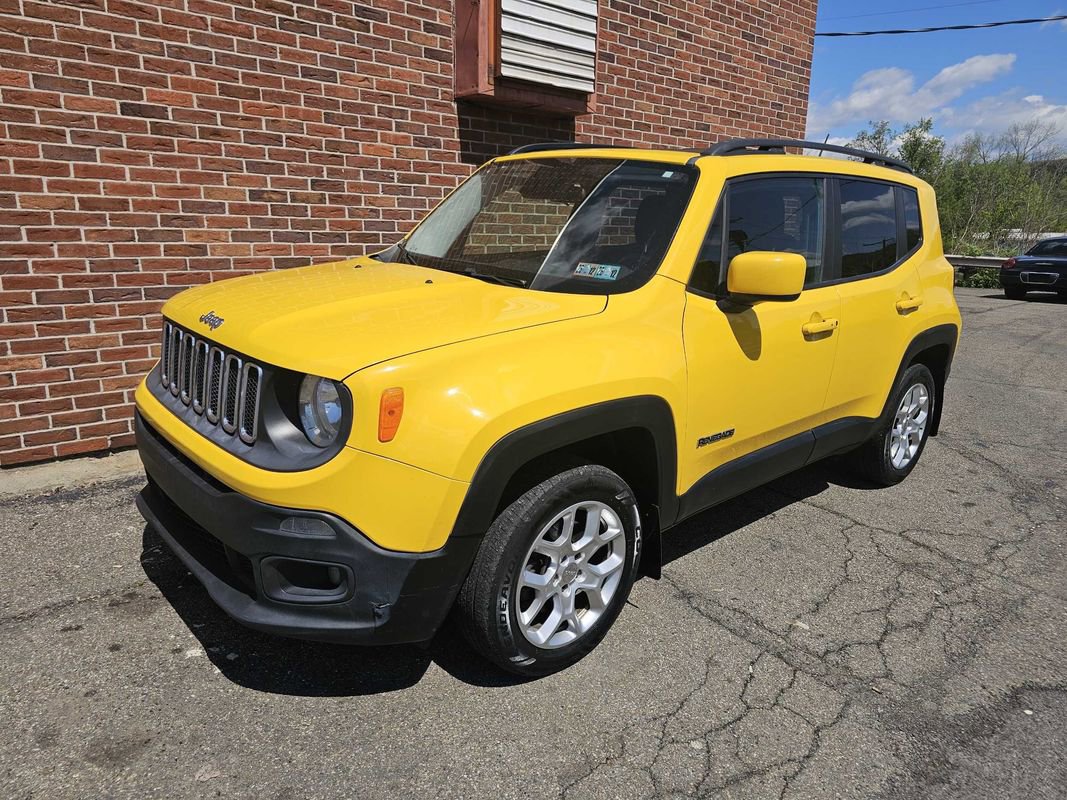 Used 2015 Jeep Renegade Latitude w/ Popular Equipment Group AWD/4WD image 5