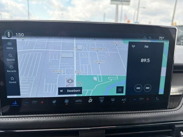 Used 2023 Lincoln Corsair Standard w/ Equipment Group 101A image 24