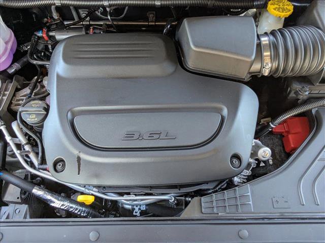 New 2026 Chrysler Pacifica Select FWD image 16