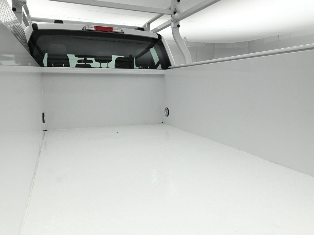 New 2026 Ford F250 XL w/ XL Chrome Package RWD image 23