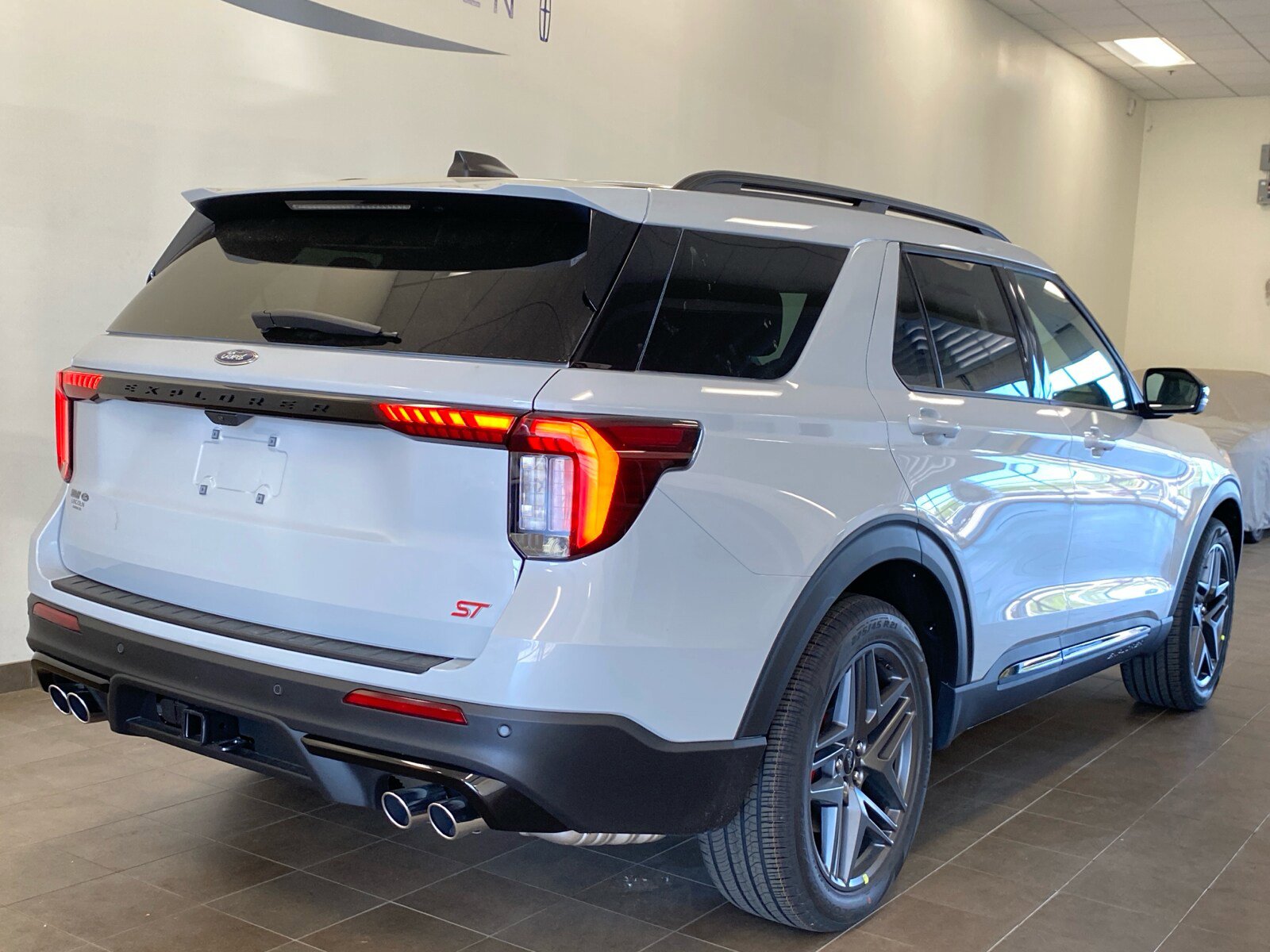 New 2026 Ford Explorer ST w/ Sun And Sound Package AWD/4WD image 38