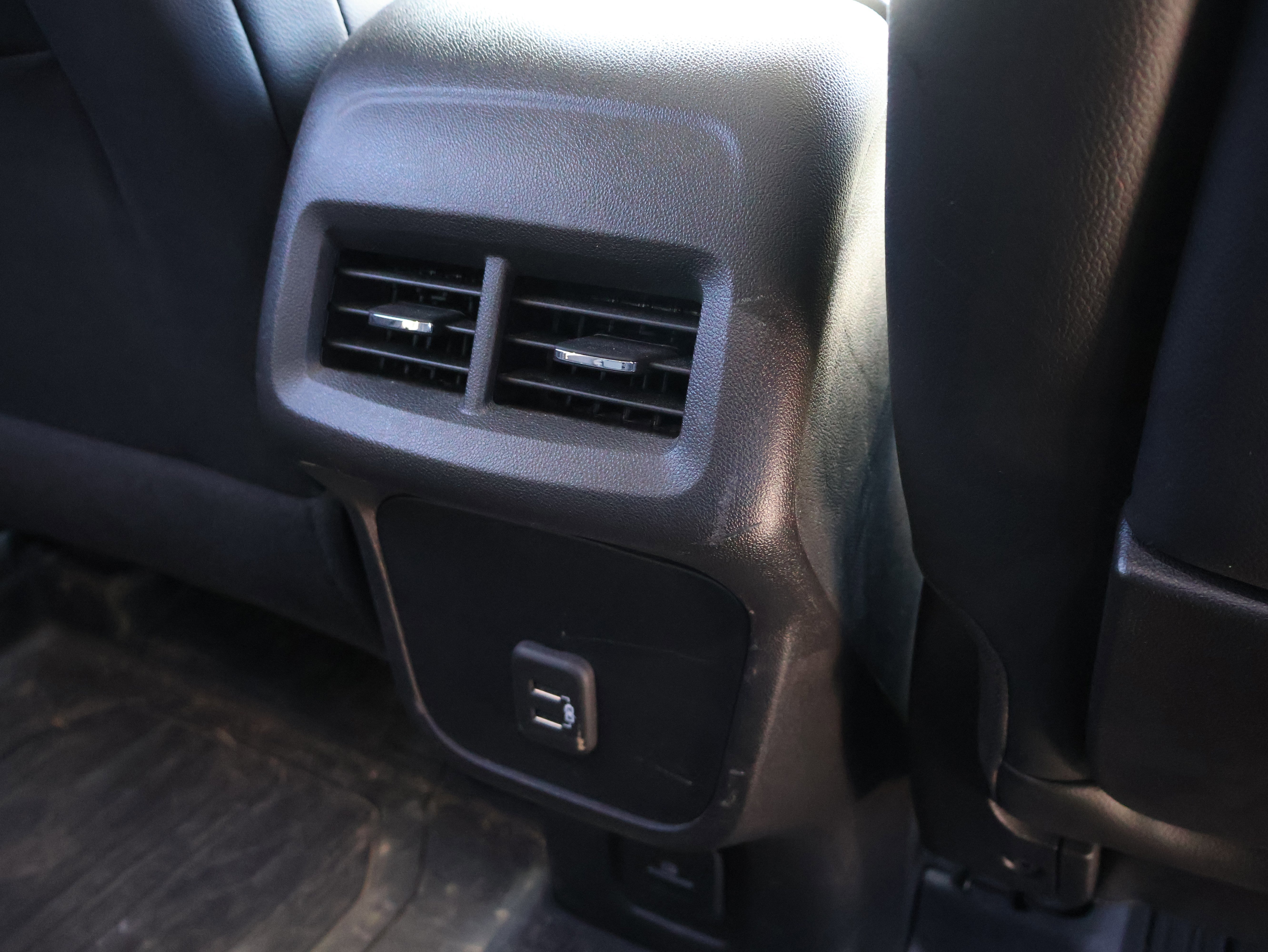Used 2022 GMC Terrain SLT w/ Infotainment Package II image 14