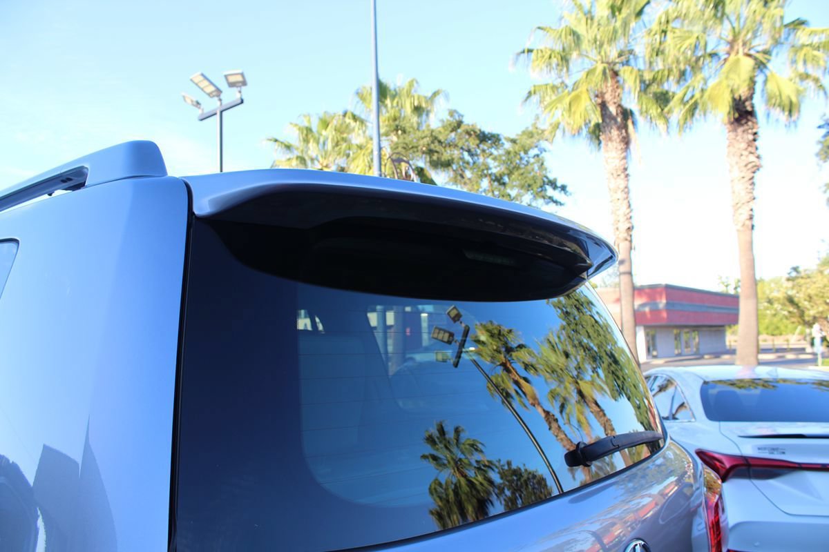Used 2008 Lexus LX 570 4WD w/ Technology Pkg image 16