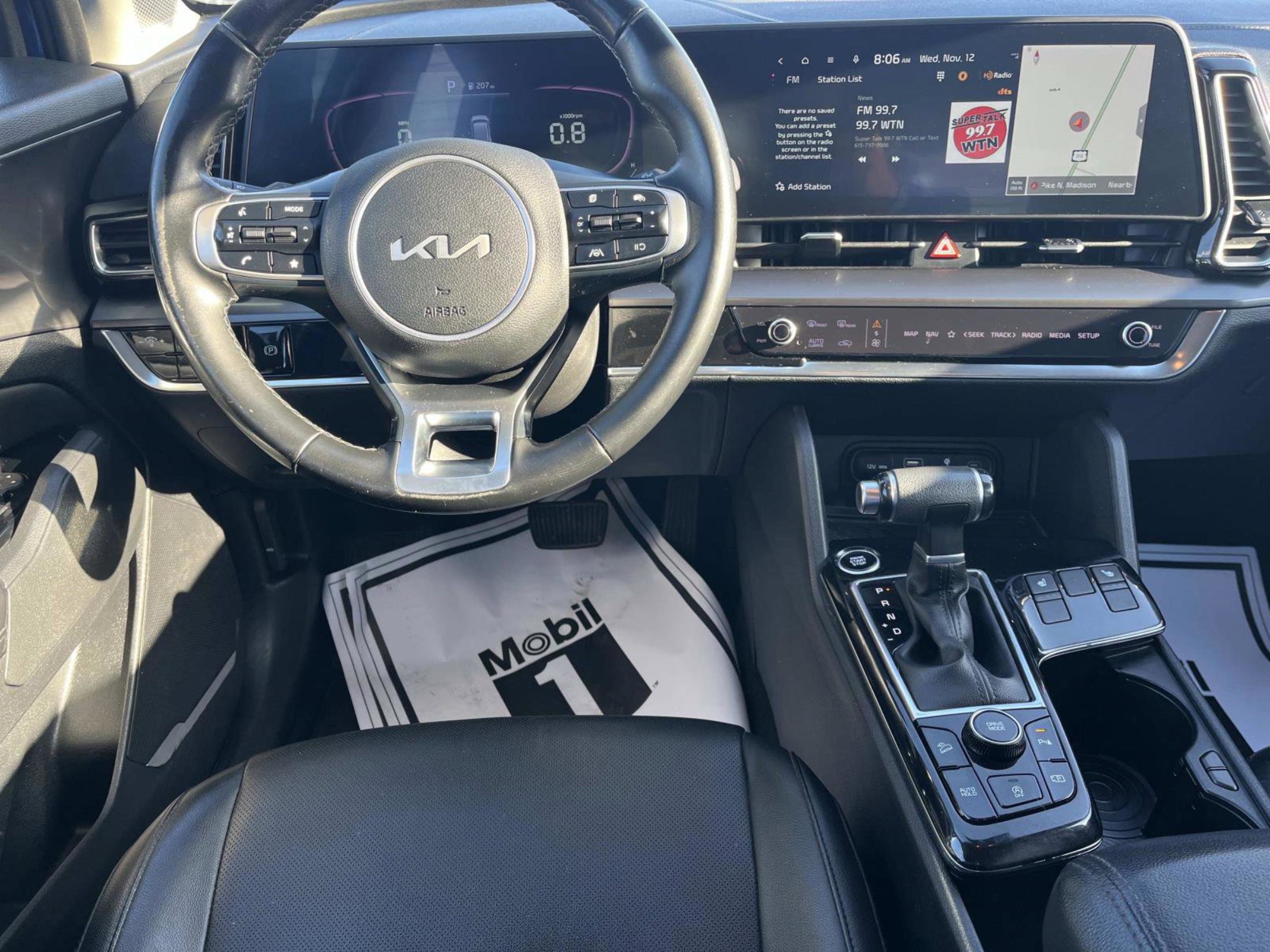 Used 2023 Kia Sportage EX image 12