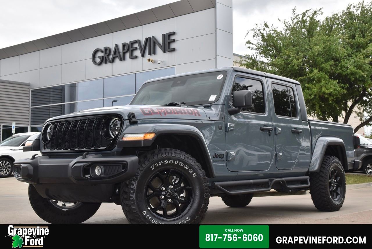 Used 2025 Jeep Gladiator Willys image 1
