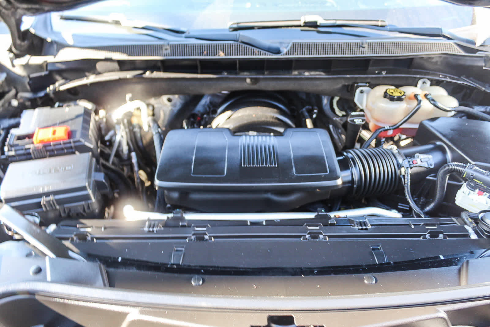 Used 2021 Chevrolet Tahoe Z71 image 27