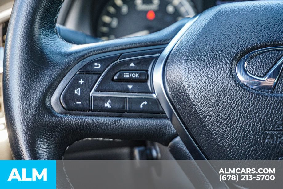 Used 2022 INFINITI Q60 3.0t Luxe w/ Essential Package RWD image 29