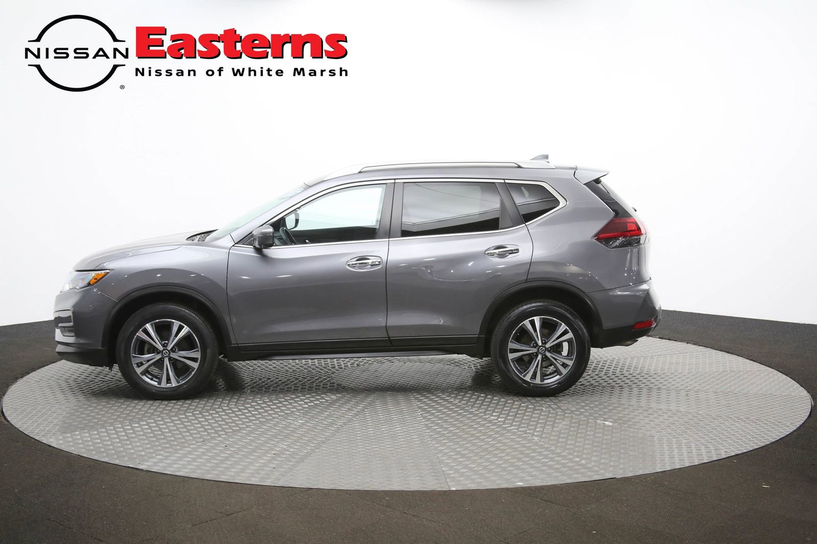 Used 2019 Nissan Rogue SV w/ Premium Package image 62