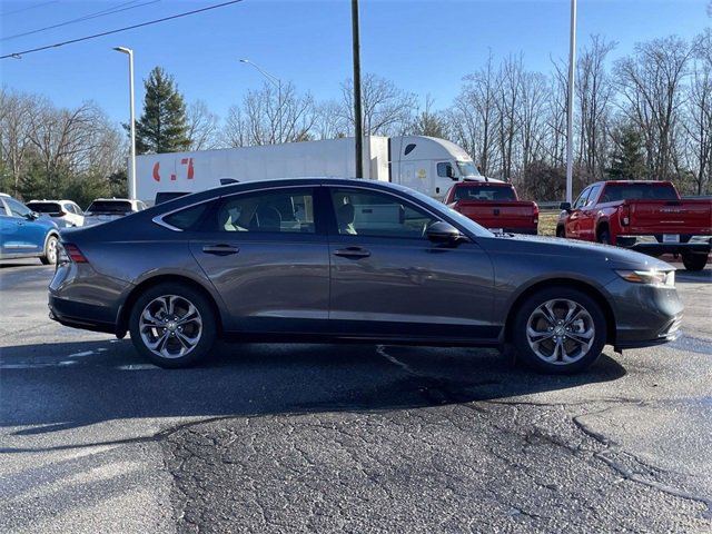 Used 2023 Honda Accord EX-L image 6