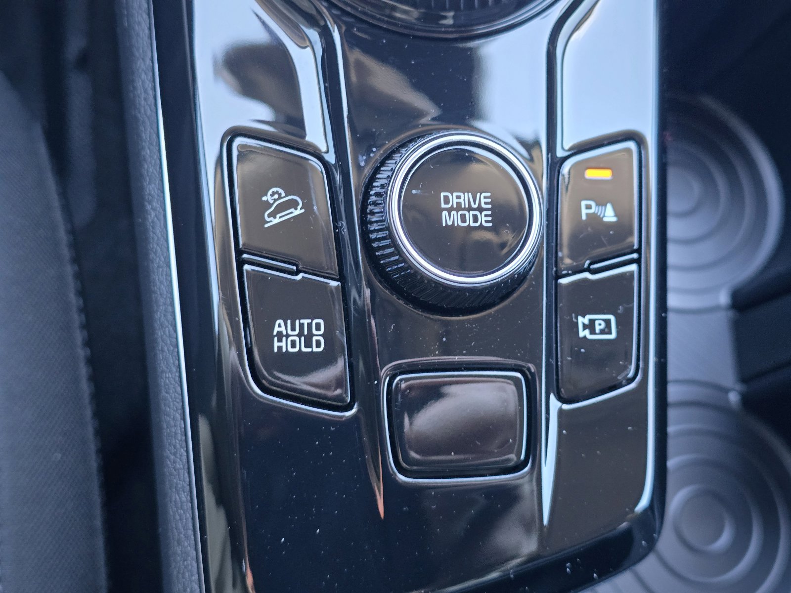 Used 2025 Kia Sportage LX image 20