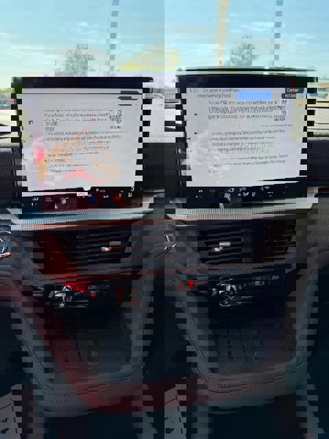 New 2025 Ford Explorer Platinum image 14