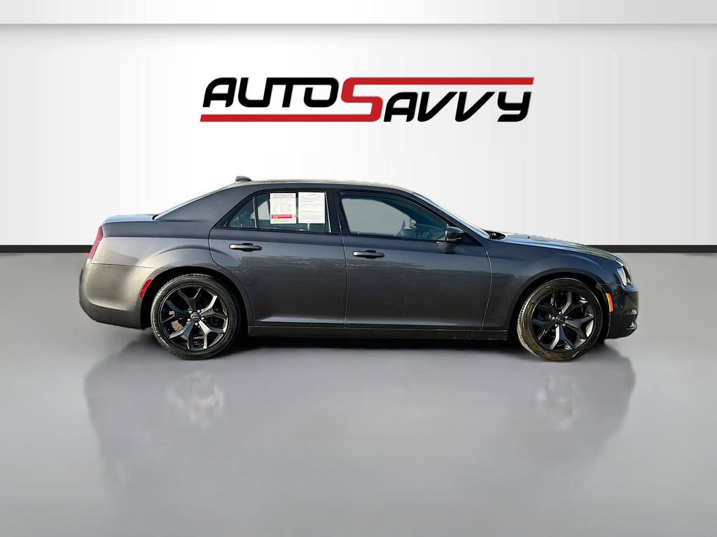 Used 2021 Chrysler 300 S image 8