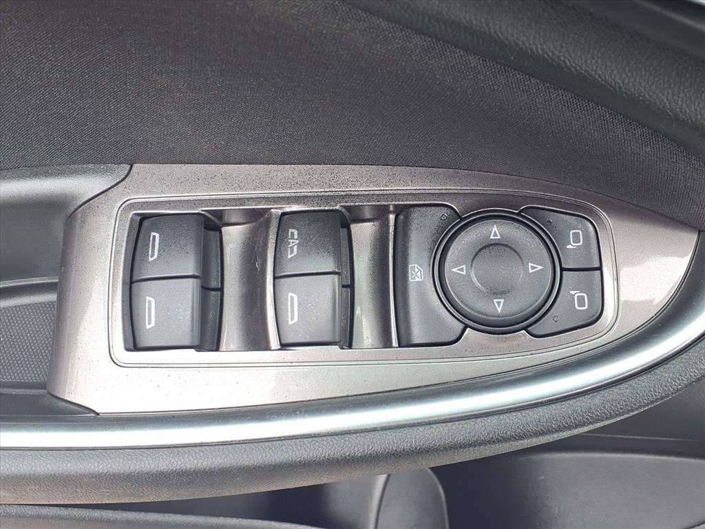 Used 2022 Chevrolet Malibu LT image 11