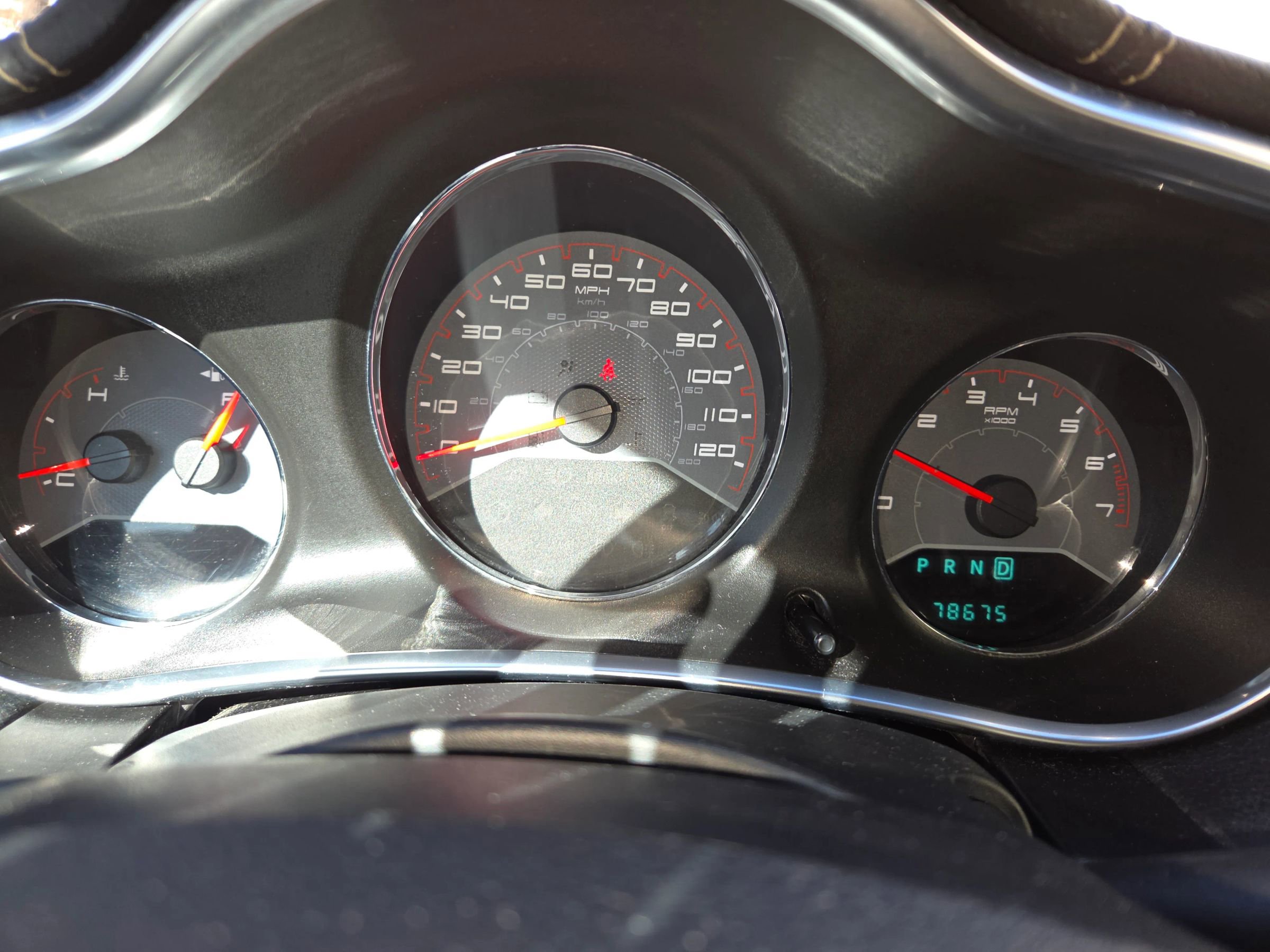 Used 2013 Dodge Avenger SE image 13