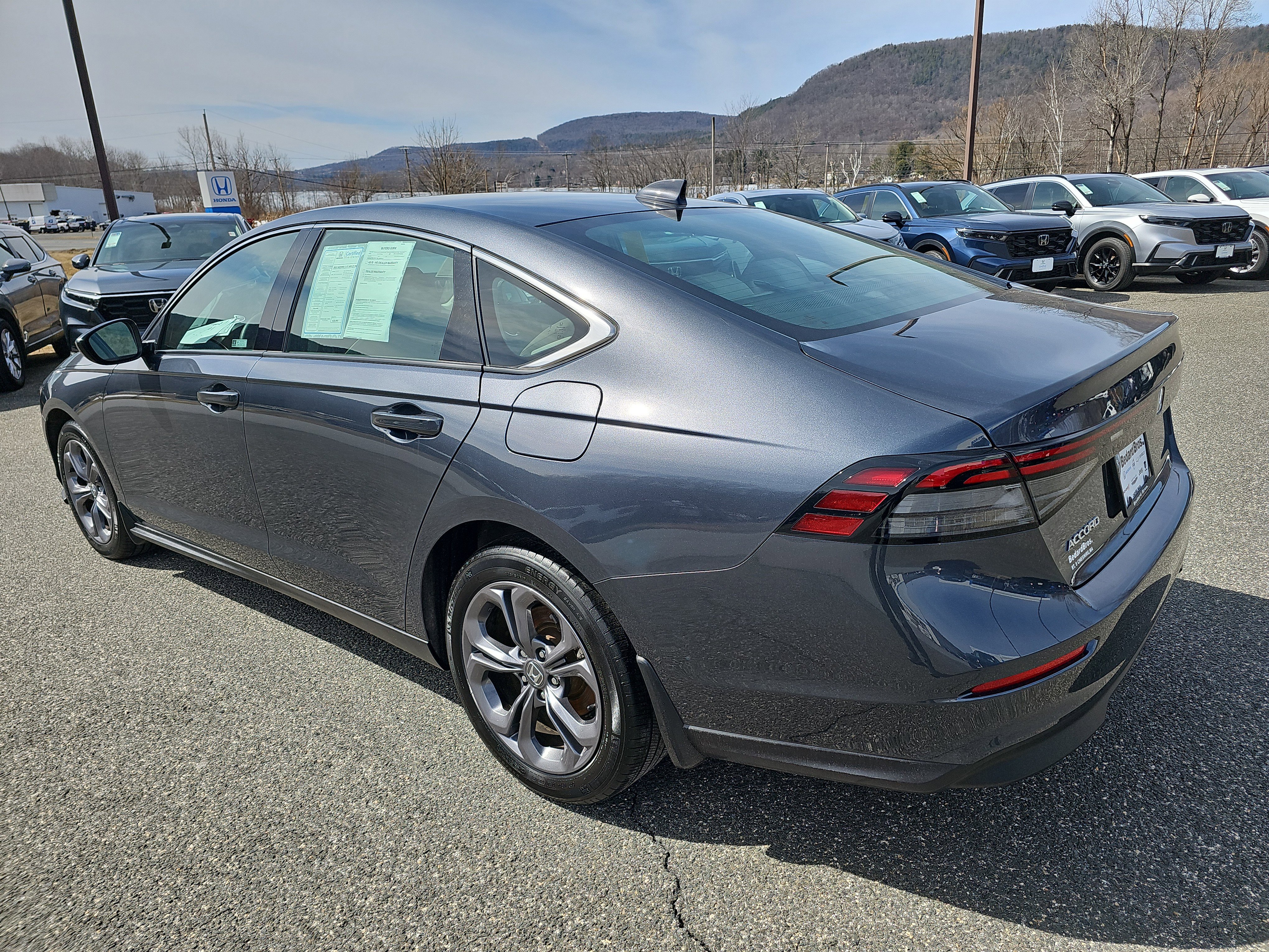 Certified 2023 Honda Accord EX image 7