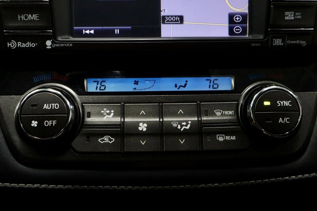 Used 2014 Toyota RAV4 Limited image 31