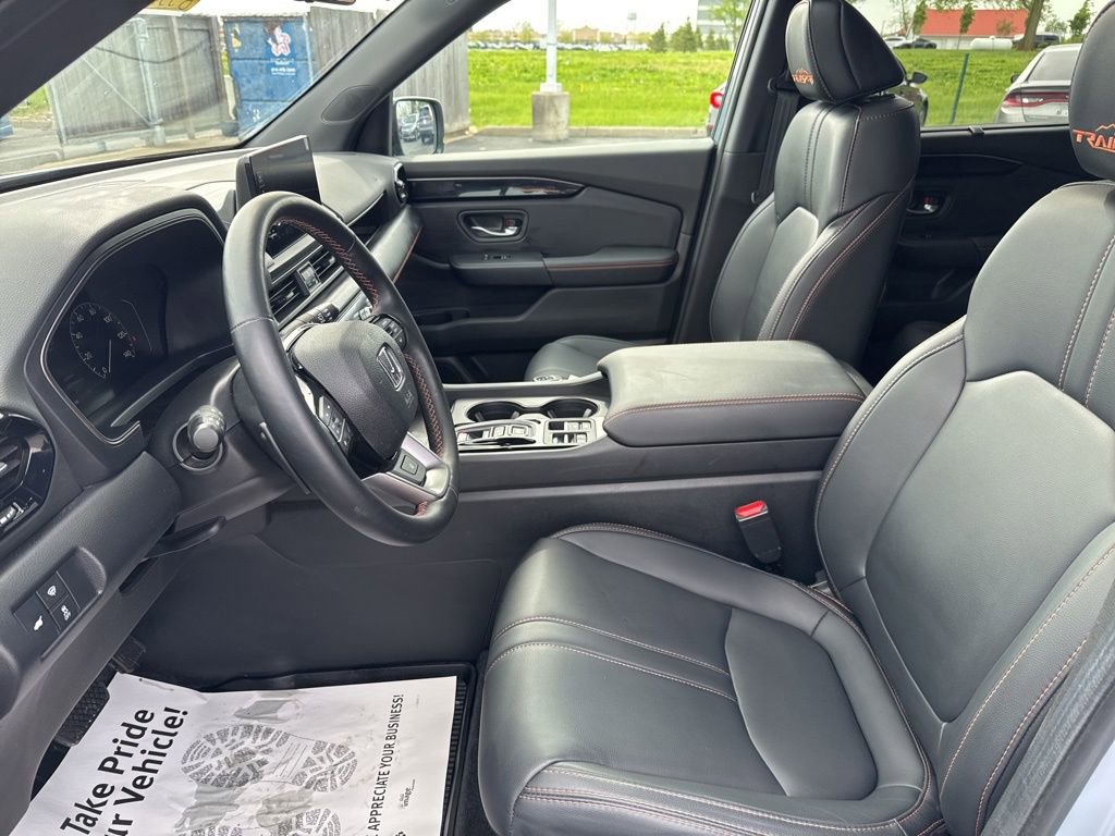 Used 2024 Honda Pilot TrailSport image 29