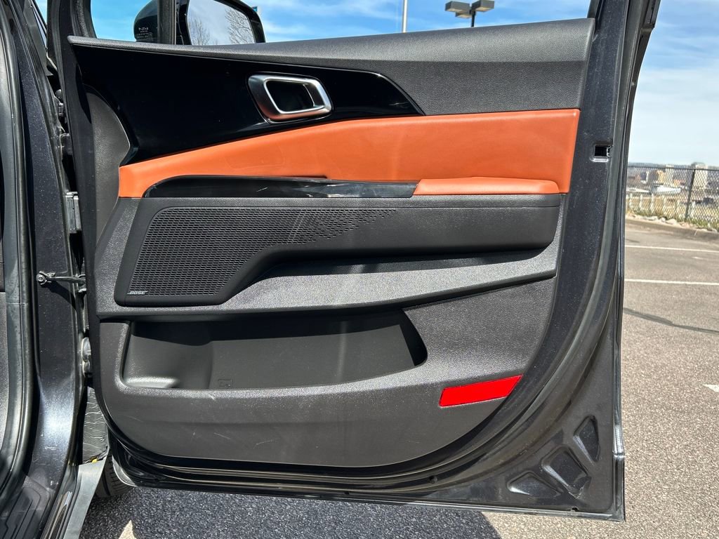 Used 2023 Kia Carnival SX Prestige image 38