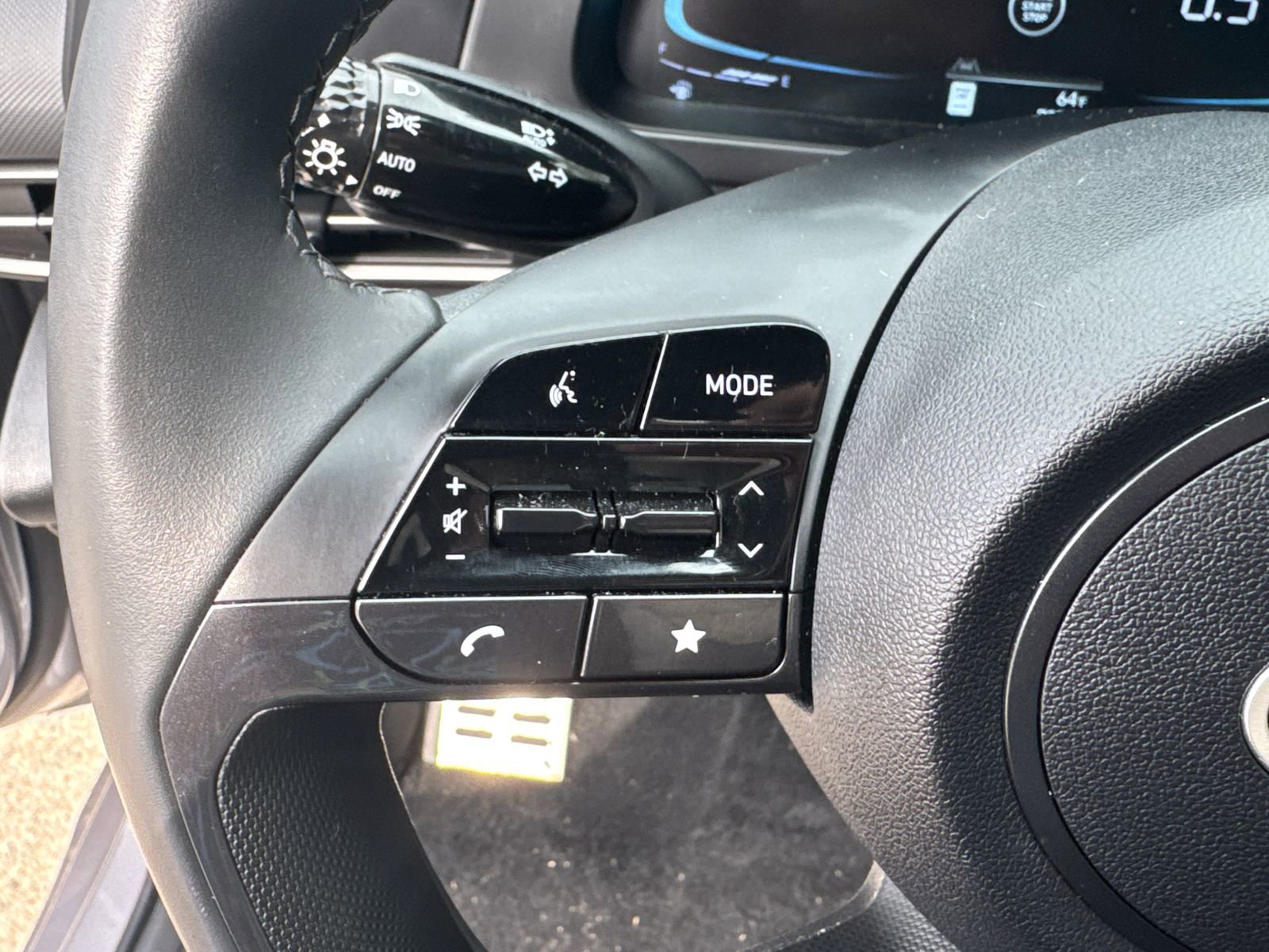 Certified 2025 Hyundai Elantra Sport FWD image 25