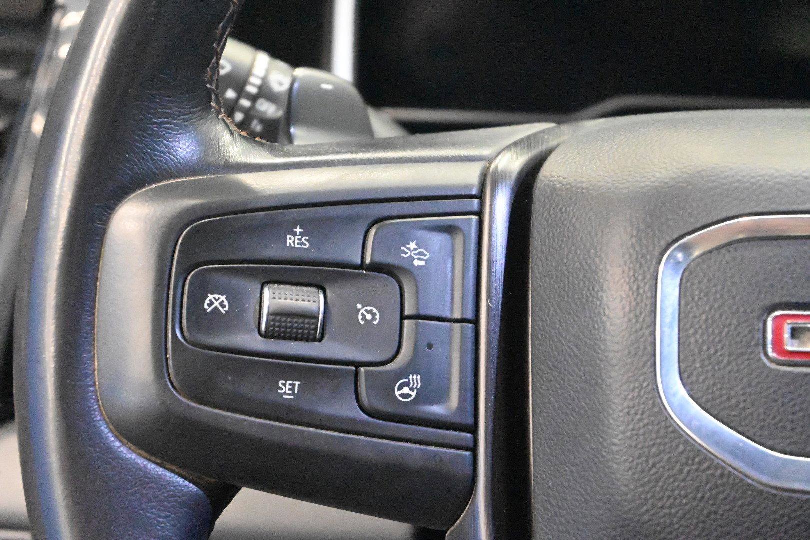 Used 2022 GMC Sierra 1500 AT4 w/ AT4 Premium Package image 25