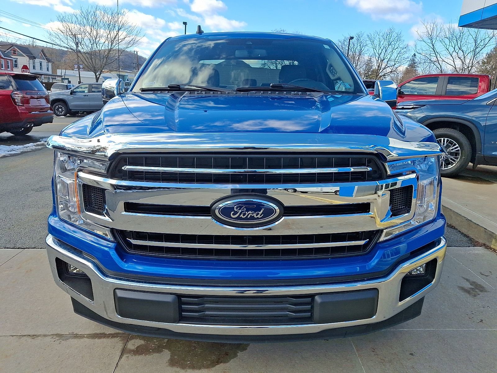 Used 2019 Ford F150 XLT w/ Equipment Group 302A Luxury image 2