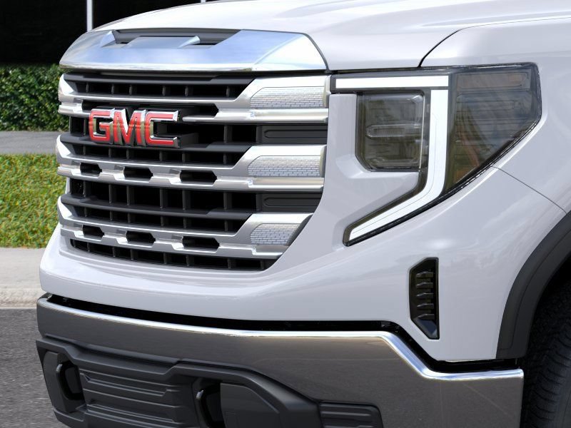 New 2026 GMC Sierra 1500 SLE w/ Preferred Package AWD/4WD image 13