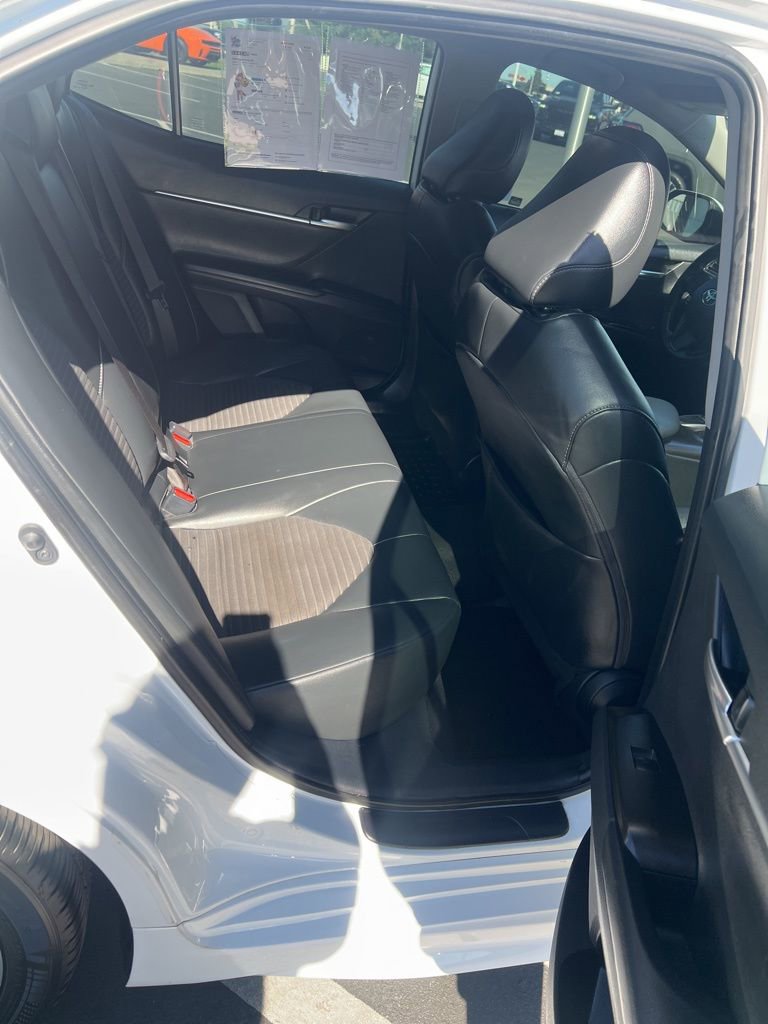 Used 2024 Toyota Camry SE w/ Convenience Package image 12