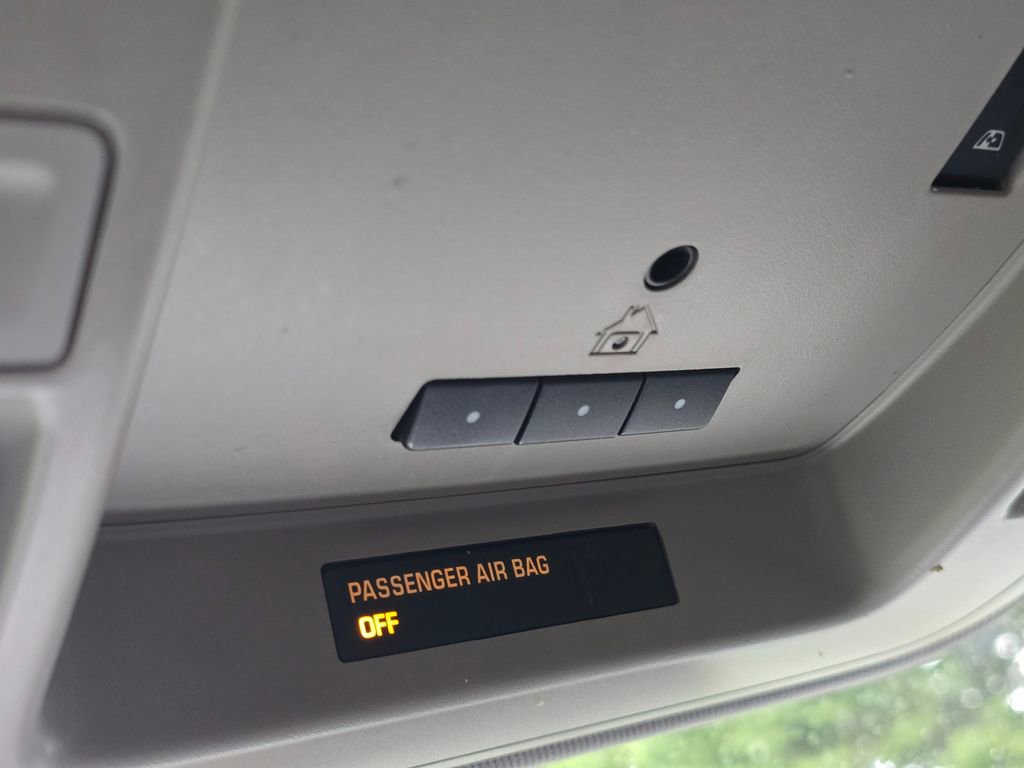 Used 2016 Chevrolet Silverado 1500 LTZ Z71 image 41